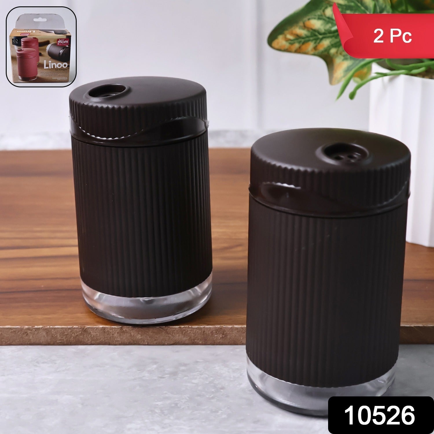 Linoo Salt and Pepper Shaker Set Linoo Salt and Pepper Shaker Set